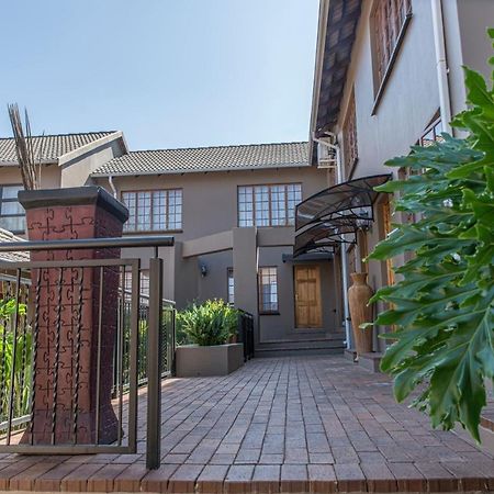 Ruth Avenue Guest House Edenvale Exterior foto